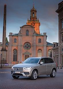 Royale Rolle für den Volvo XC90:   Königliche Hochzeitsgäste fahren im Premium-SUV vor